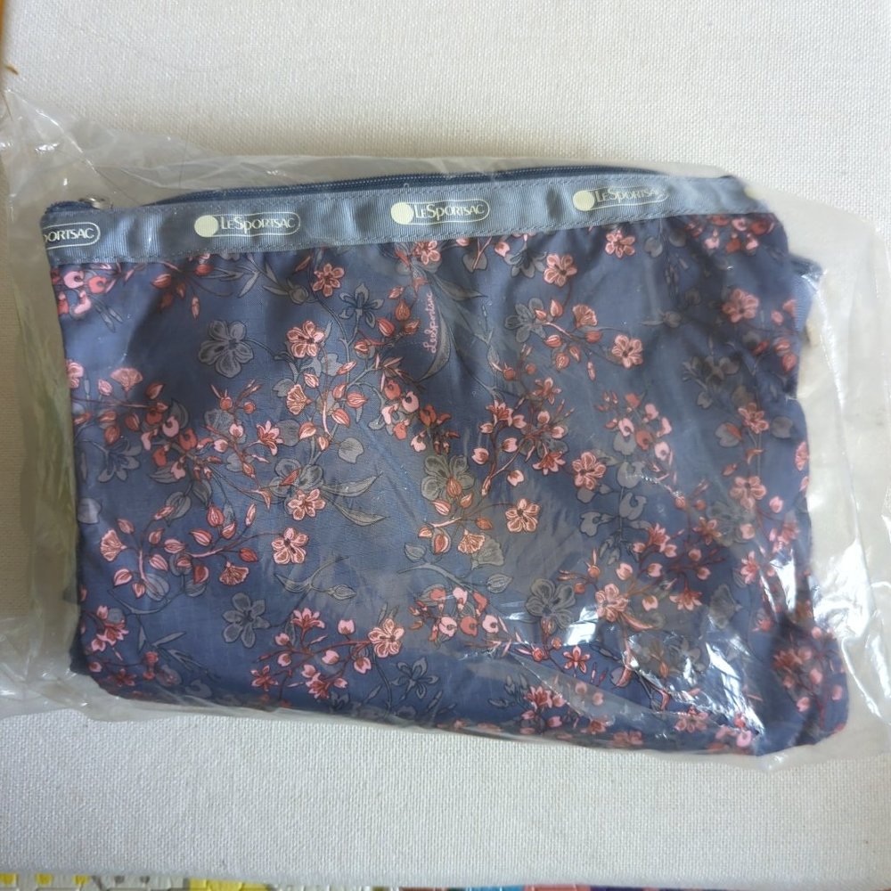 New~ LeSportsac Large 20” Weekender Travel Duffle Tote